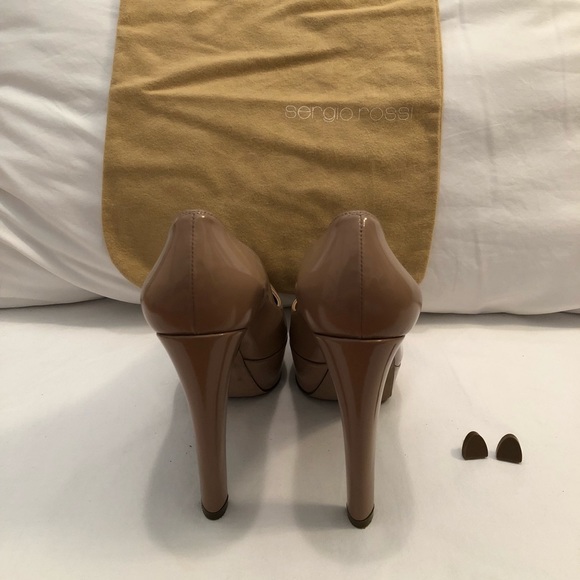 Like new! Sergio Rossi beige Alton Pumps - Picture 8 of 8